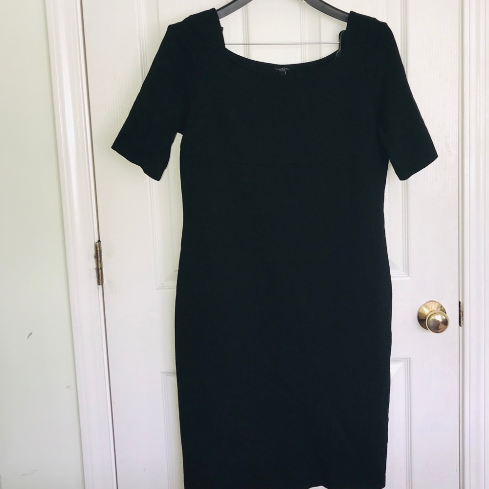 Women’s dress